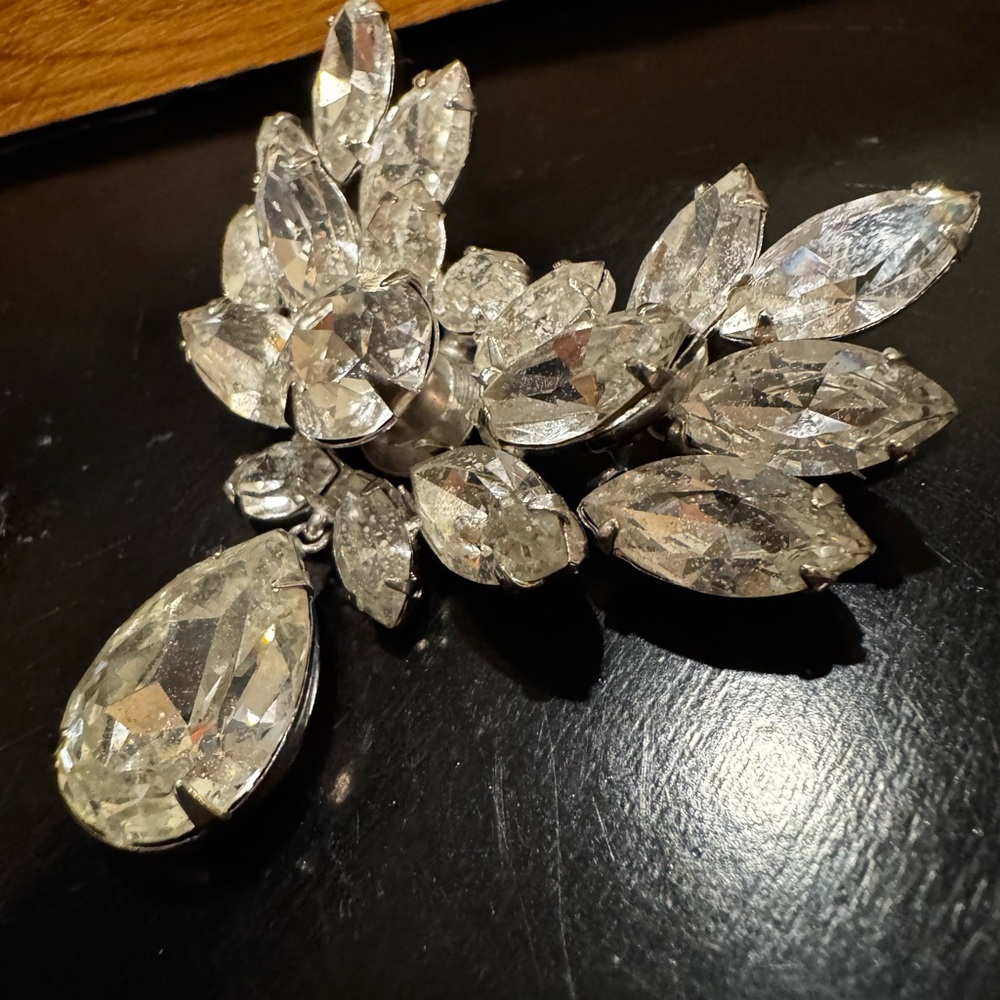 Vintage Signed Regency Crystal Brooch Pin 50s and 60s era